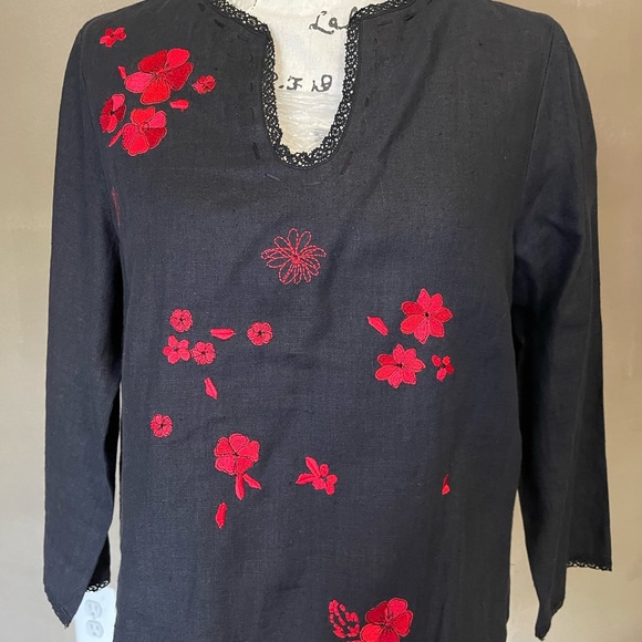 Harvey Bernard beautiful linen set. - Picture 1 of 4